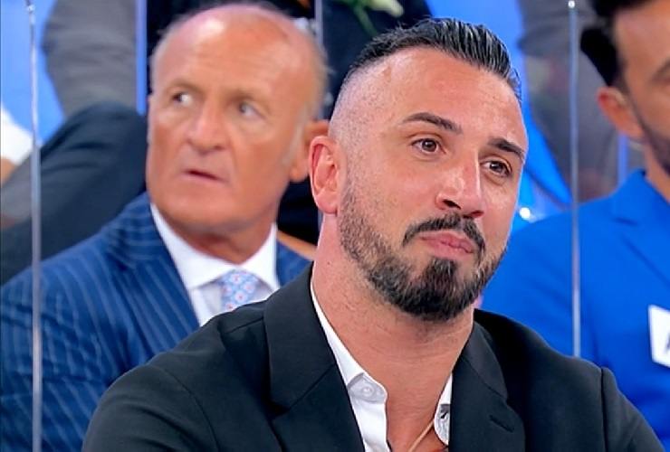 Nicola a Uomini e Donne come terapia