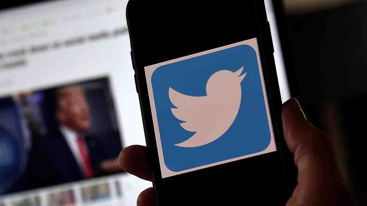 Account falsi su Twitter di afromericani sostenitori di Trump