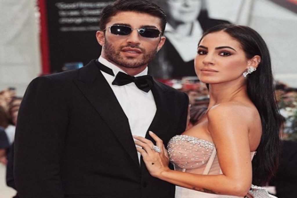 Giulia De Lellis presenta Andrea Iannone in famiglia | Il gesto estremo per scongiurare la crisi