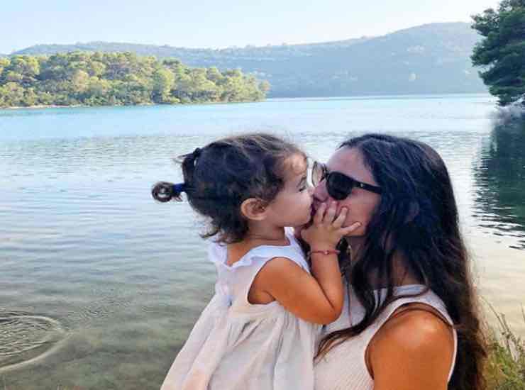 Francesca Chillemi con la figlia chi e - meteoweek