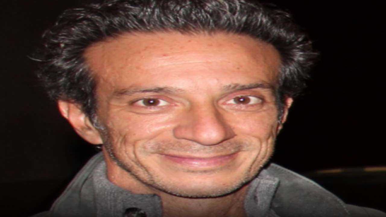 Zoccolo Di Gnu Aldo Giovanni E Giacomo