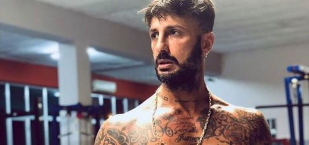 Conoscete il fratello di Fabrizio Corona? Sono diversissimi [FOTO]