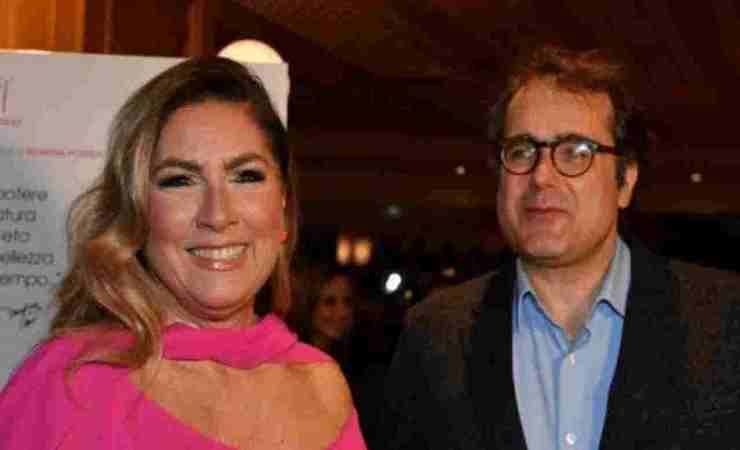 Vacanze vip | Romina Power in Thailandia con un uomo - meteoweek