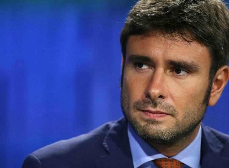 Di Battista attacca Renzi