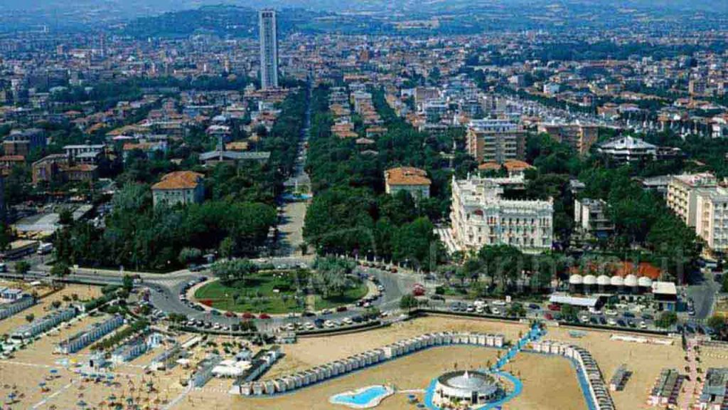 Meteo Rimini domani domenica 3 novembre: coperto con deboli piogge