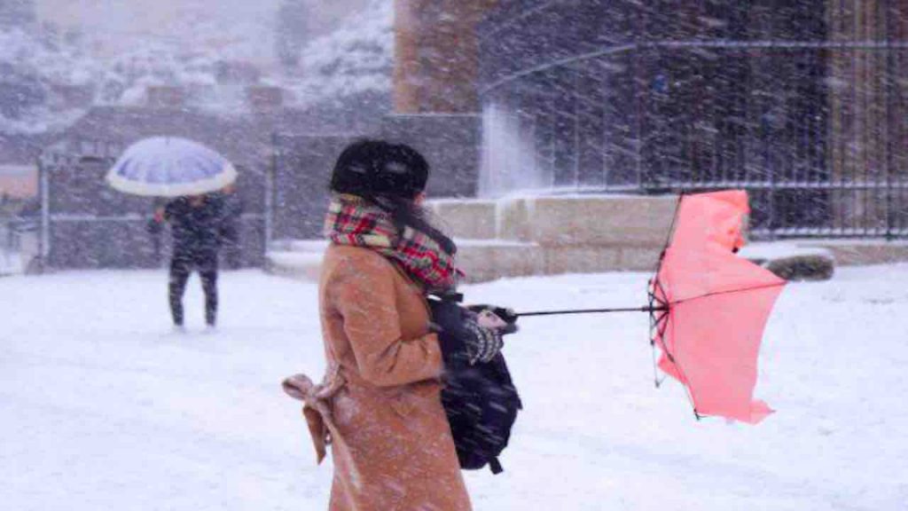 Previsioni Meteo oggi martedì 12 novembre: Allerta Meteo Rossa forti piogge e neve al nord