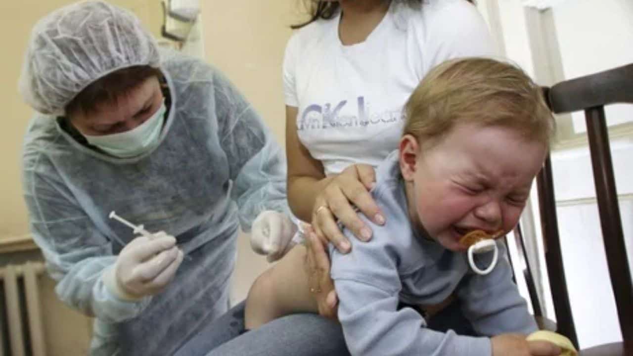 bambino vaccino no vax