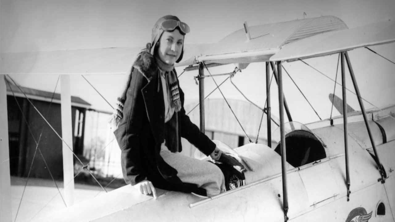 Maude Lores Bonney chi è | carriera e vita privata dell'aviatrice - meteoweek