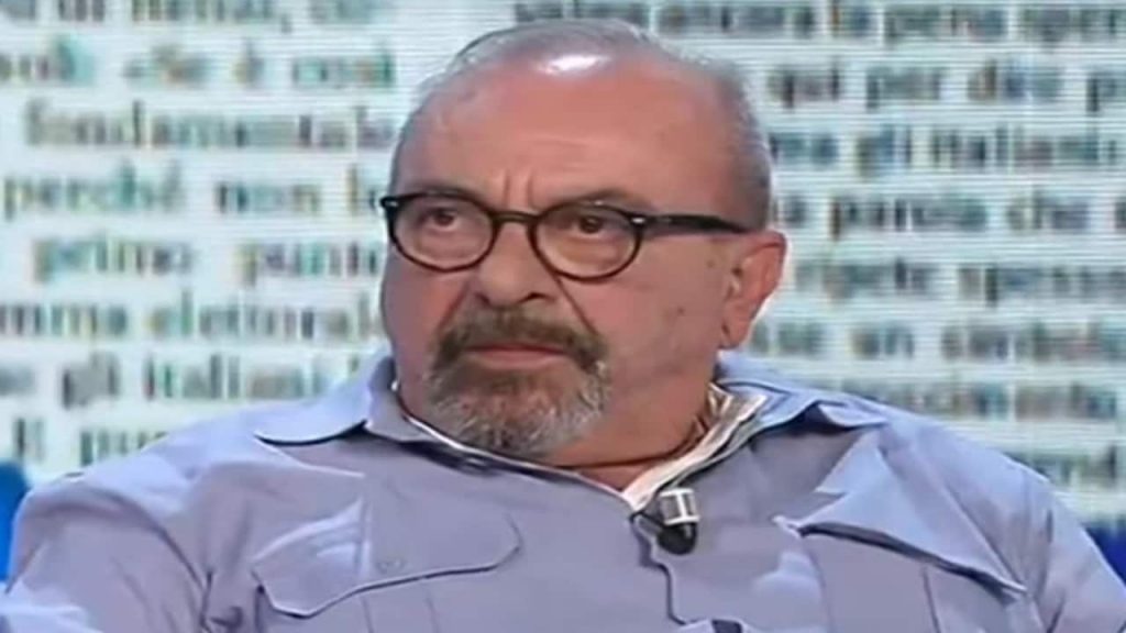 Vauro Senesi: “Babbo Natale pedofilo, un ciccione inquietante”