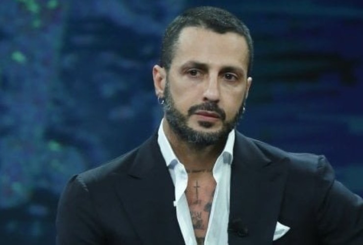 Fabrizio Corona lavoro fuori dal carcere | In arrivo il settimo libro