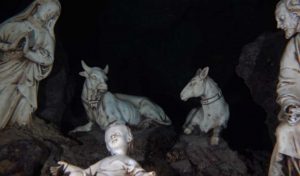 rubata statuina gesù bambino