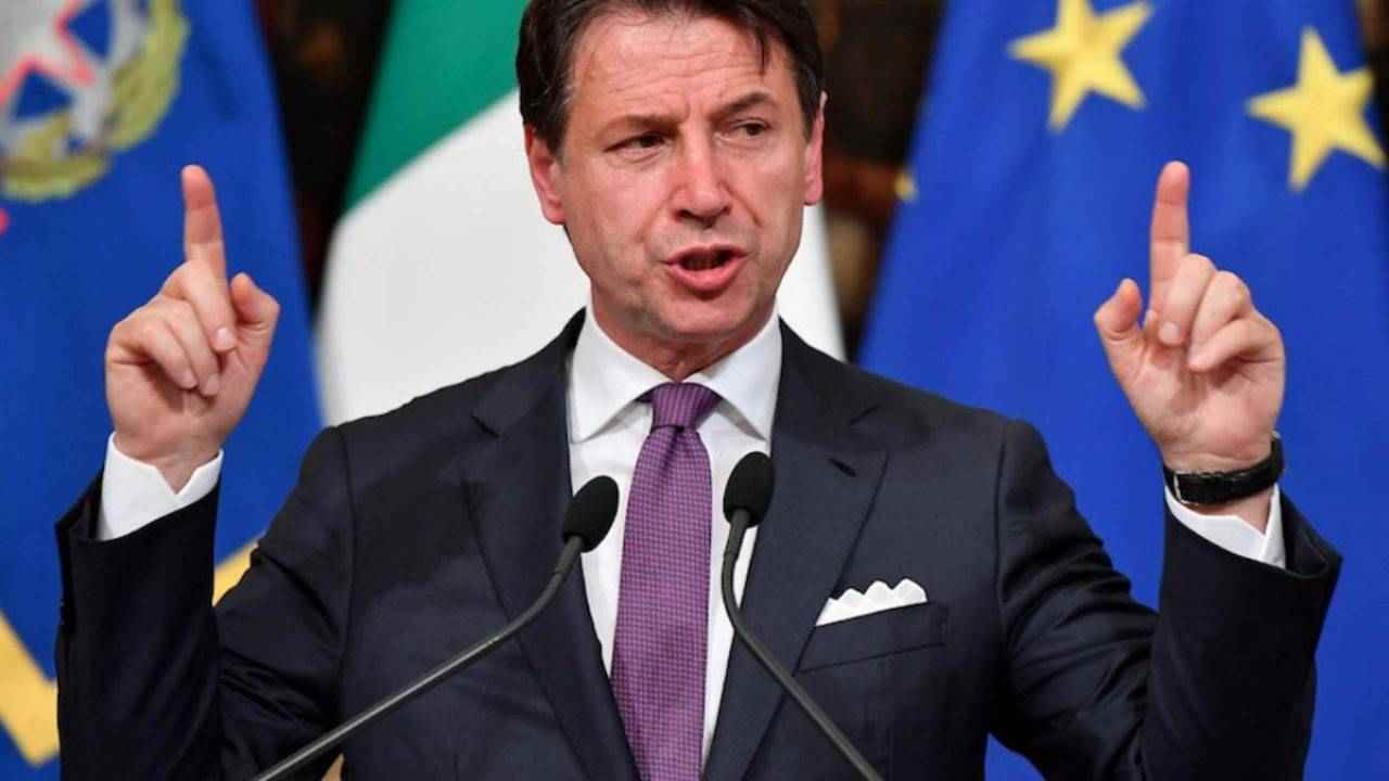 Intervista a Giuseppe Conte: "Chi vuole scommettere su Salvini lo faccia pure" - meteoweek