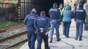 MUORE INVESTITO DA UN TRENO