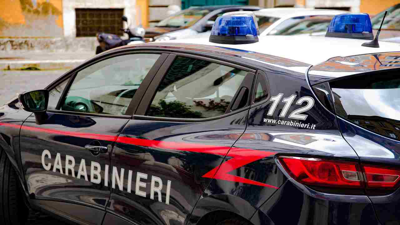 carabinieri milano