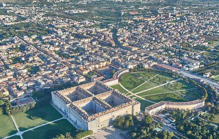 Meteo Caserta oggi mercoledì 25 dicembre: cieli sereni