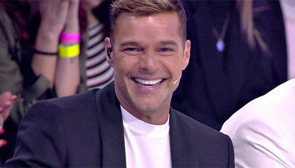 Ricky Martin, che schianto di marito: chi è il muscoloso pittore che gli ha rapito il cuore [FOTO]