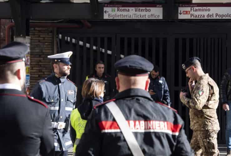 roma flaminio - soldatessa suicida