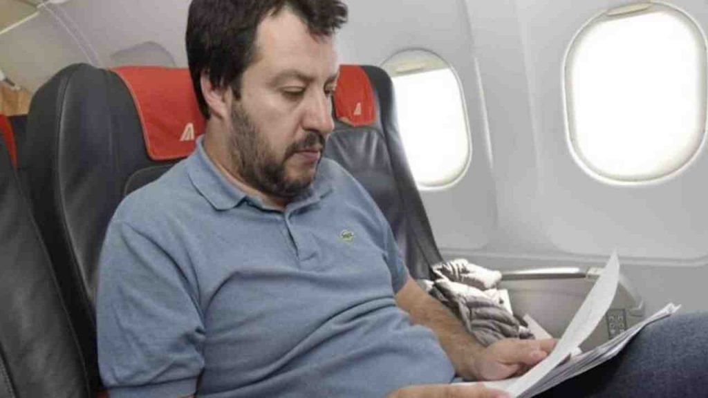 Matteo Salvini risponde alle accuse:”Non andavo in vacanza come altri”