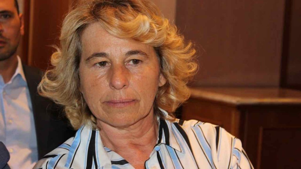 Senato: Stefania Craxi ringrazia e abbraccia Matteo Renzi