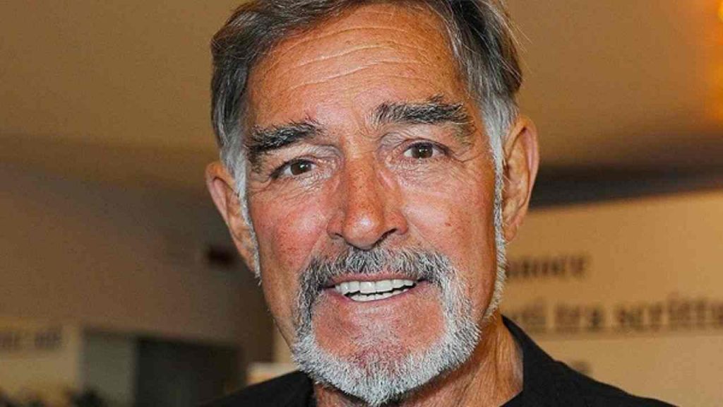 Fabio Testi al GF Vip: avete mai visto la compagna? 47 anni più giovane [FOTO]