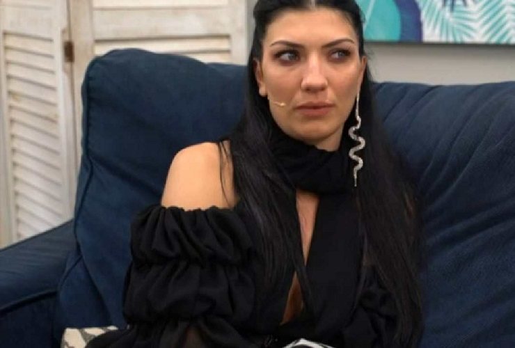 Giovanna Abate trono assicurato da Maria De Filippi