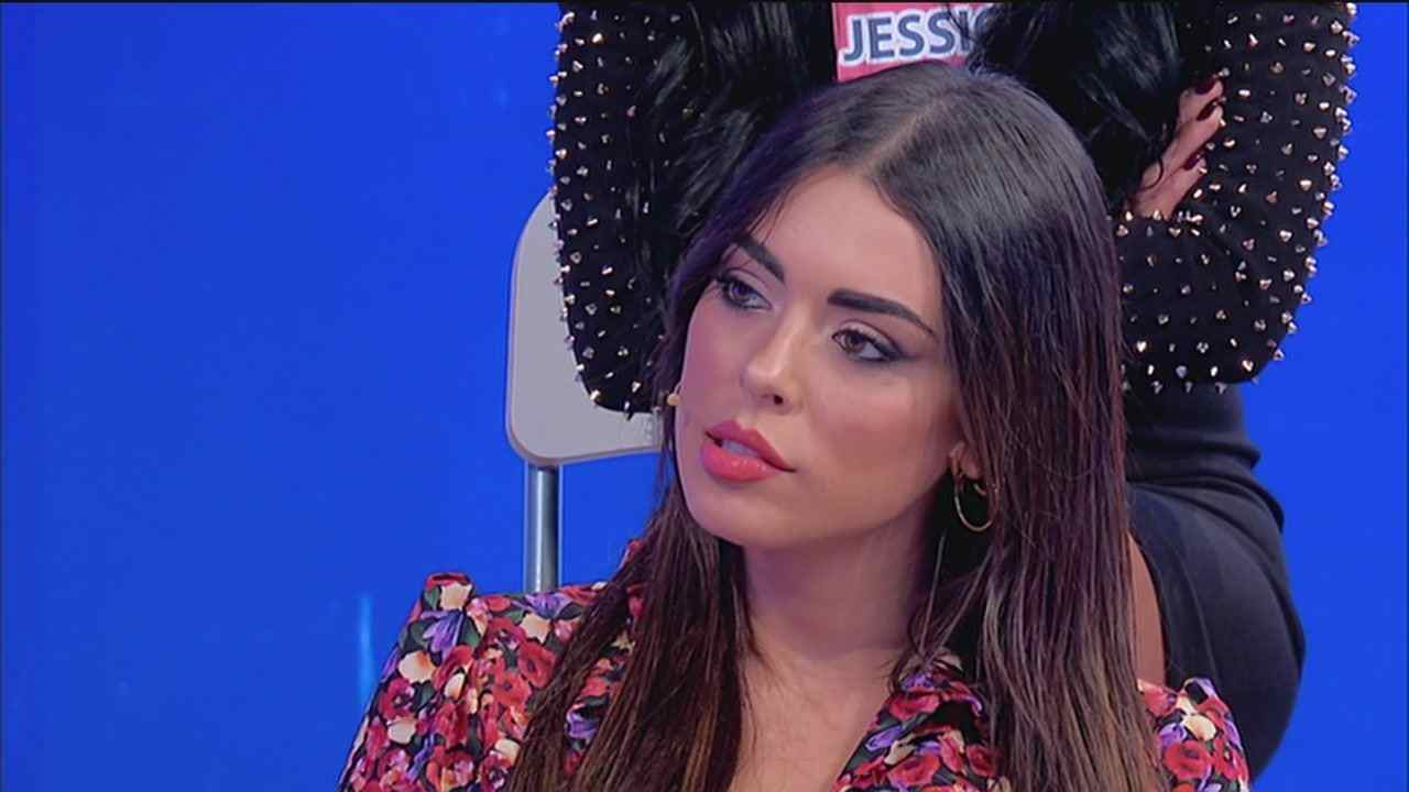 Giulia D'Urso Intervista a Uomini e Donne