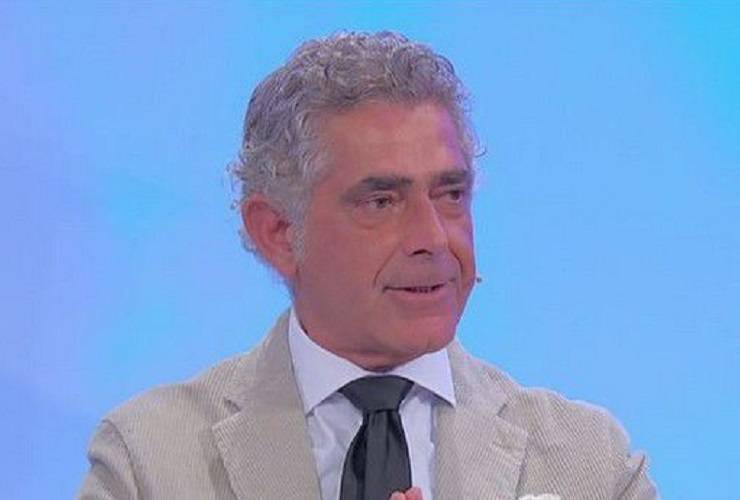 Juan Luis disperato per Gemma
