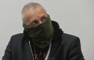 ridate la scorta a ultimo