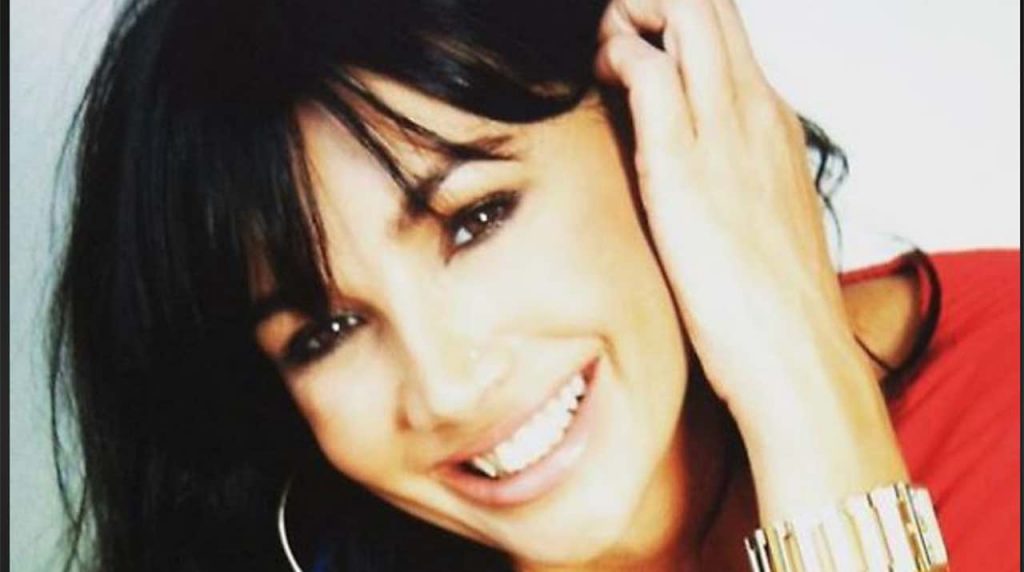 Che fine ha fatto Luisa Corna? Eccola oggi a 54 anni [FOTO]