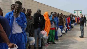 migranti hotspot trapani