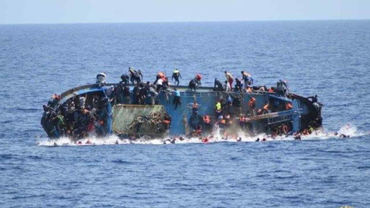 migranti naufragio 