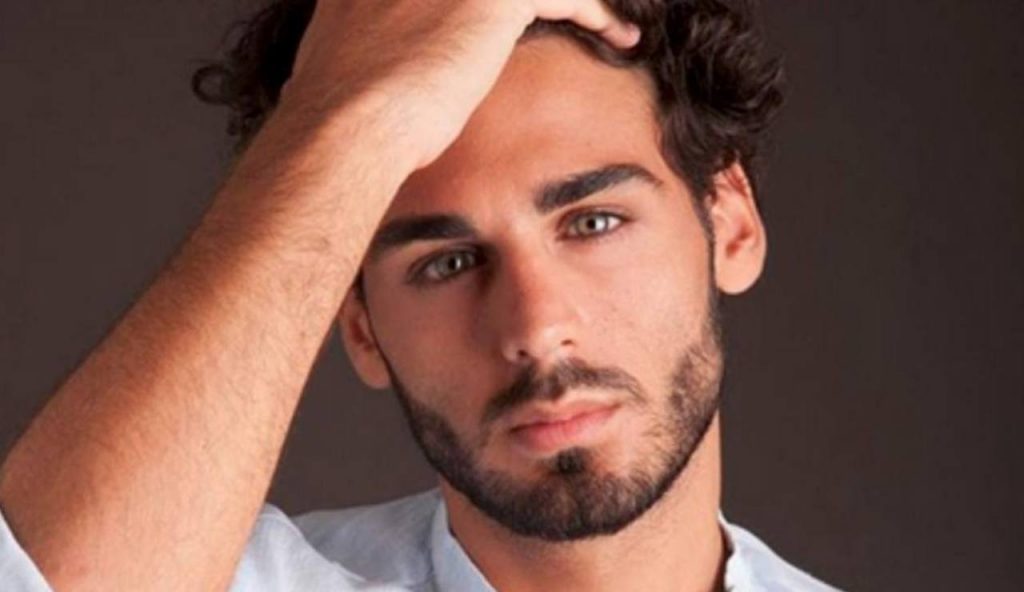 Conoscete l’ex fidanzata di Alberto Urso? Chi è la famosa cantante [FOTO]