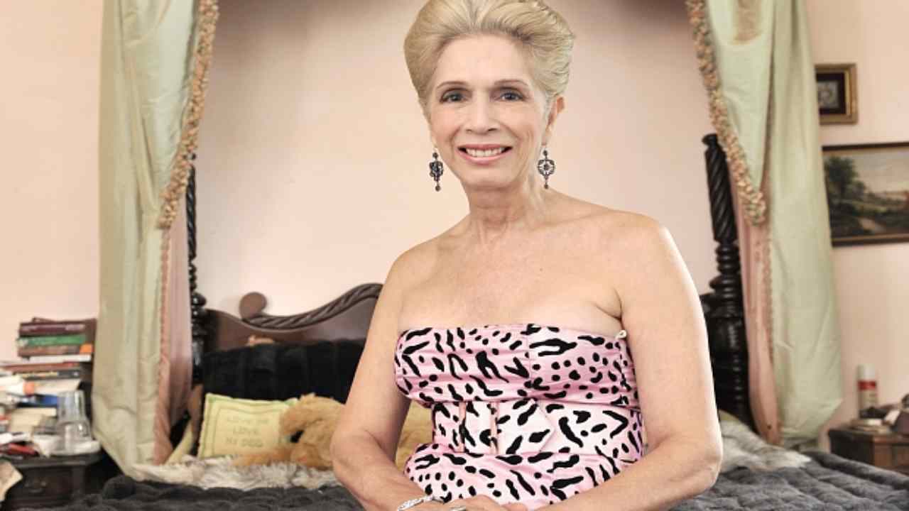 Lady Colin Campbell chi è | carriera e vita privata della scrittrice inglese - meteoweek