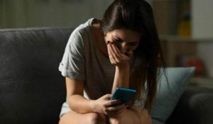 licenziata dopo aver denunciato revenge porn