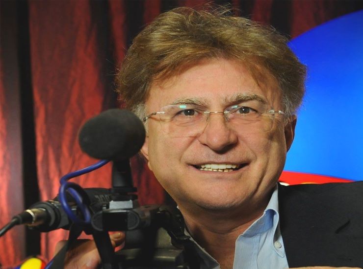 Red Ronnie chi è | carriera e vita privata del critico e conduttore tv - meteoweek