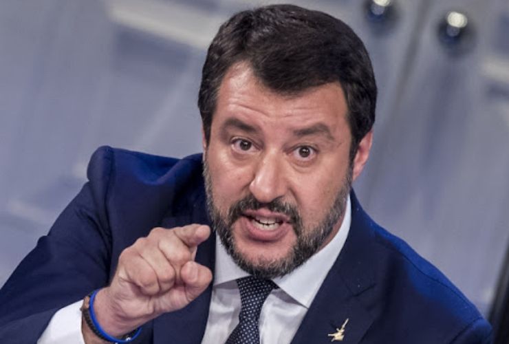 Salvini contro Toscani - ponte morandi