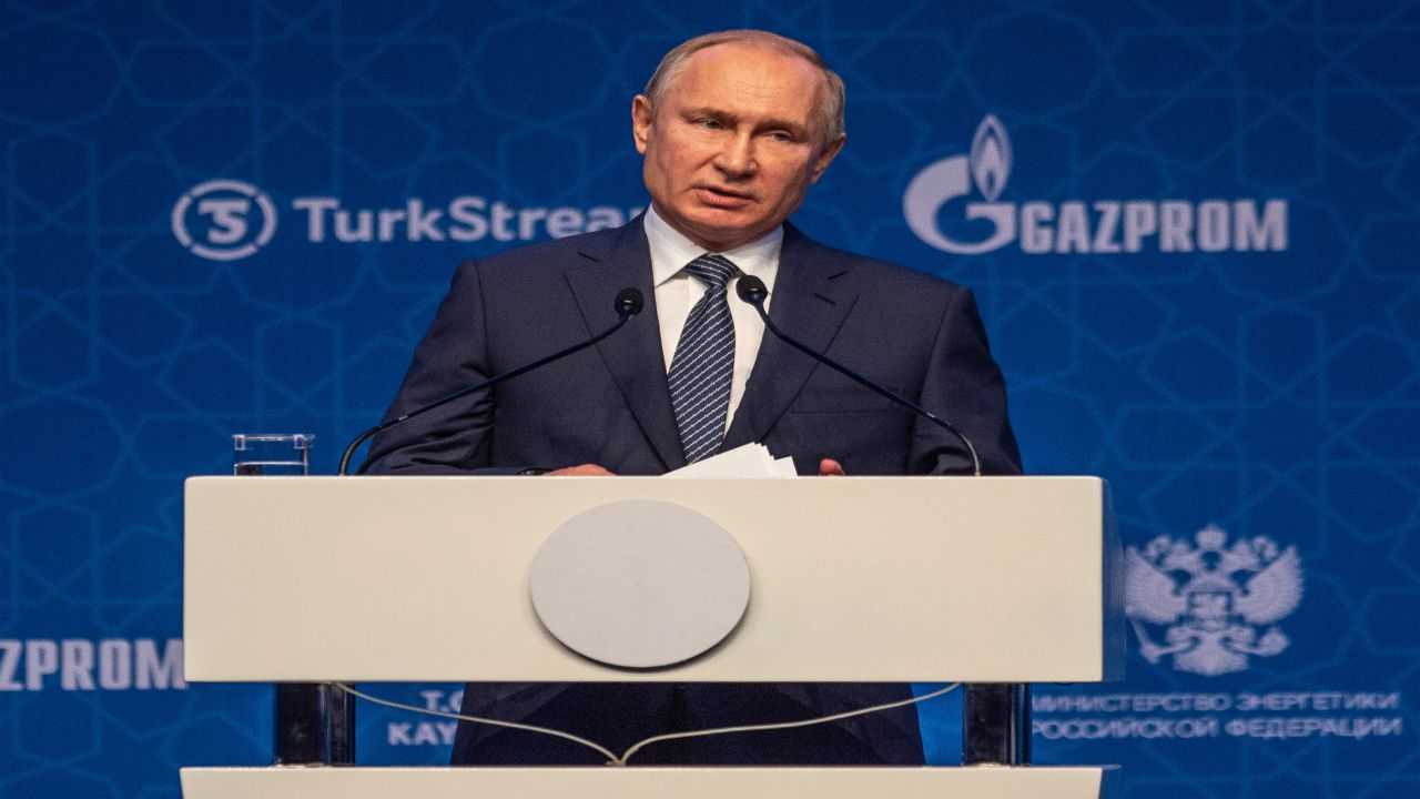 Putin: "Fin quando sarò Presidente, non ci saranno matrimoni gay in Russia" 