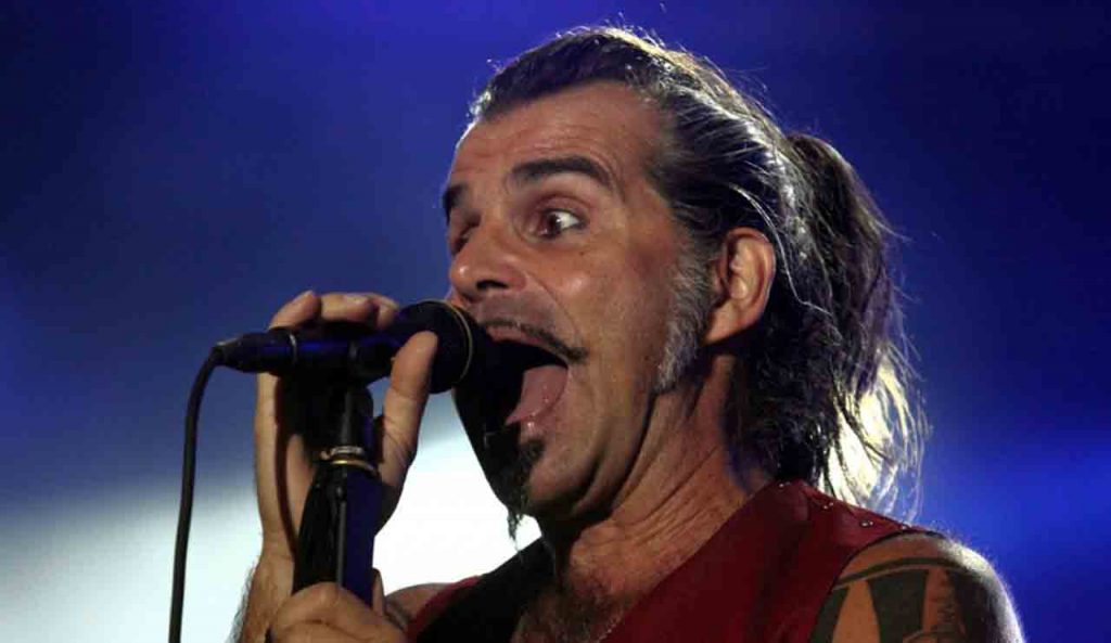 Piero Pelù, avete mai visto sua moglie? Chi è la bellissima Gianna [FOTO]
