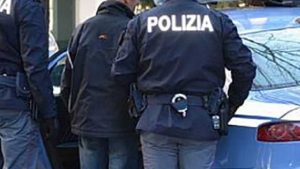 polizia - allenatore molestie bambine