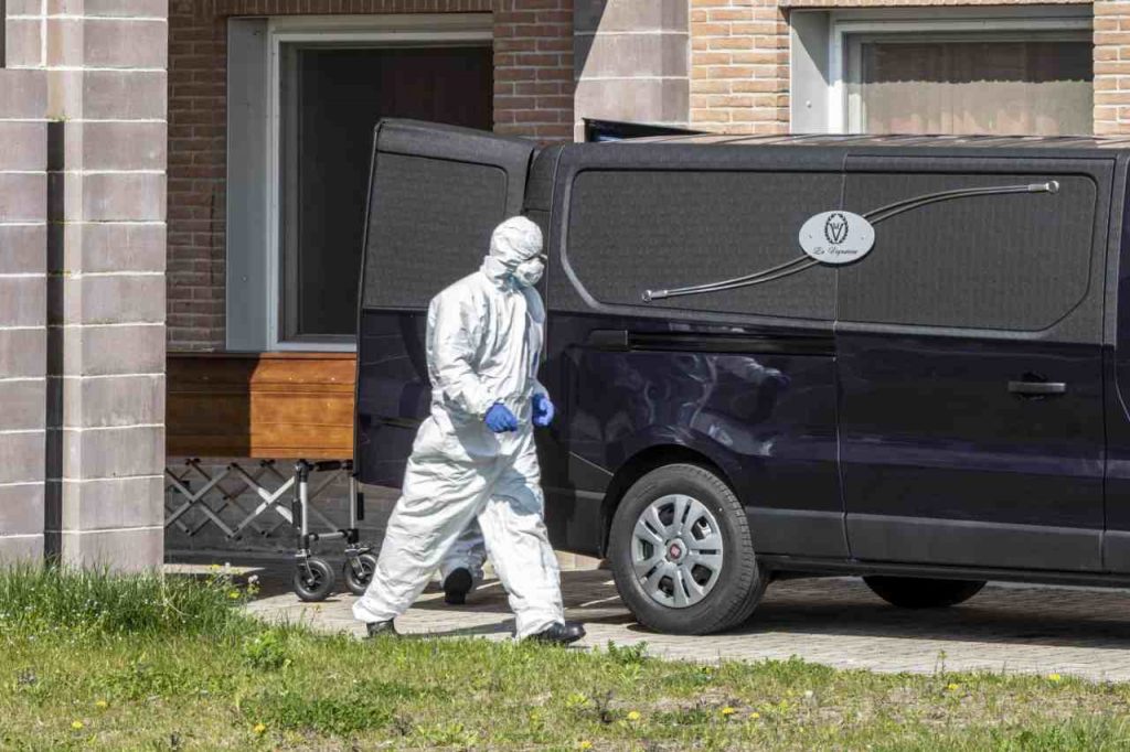 Coronavirus. Stati Uniti in ginocchio, crescono a dismisura contagi e morti