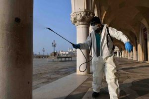 Coronavirus, Rezza prevede un aumento dei contagi (Getty) - meteoweek.com
