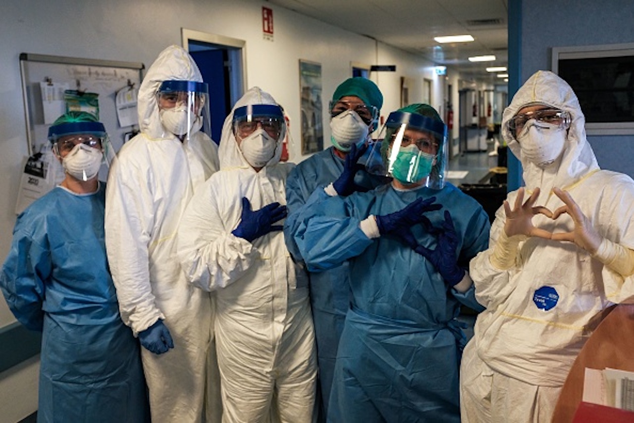 Coronavirus, Ricciardi-Ci sarà un aumento dei casi al Centro-Sud (Getty) - meteoweek.com