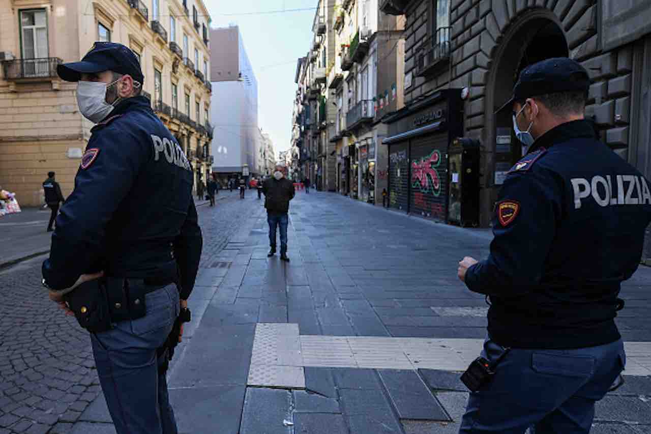 Coronavirus, boom di casi di usura a Roma e Milano (Getty) - meteoweek.com