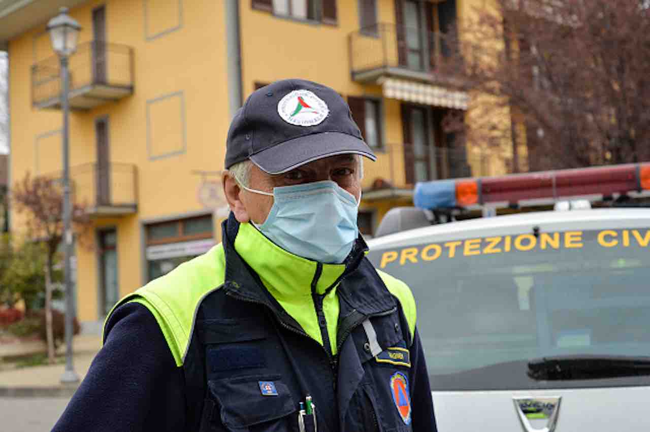 Coronavirus, il governatore Cirio Dobbiamo chiudere tutto (Getty) - meteoweek.com