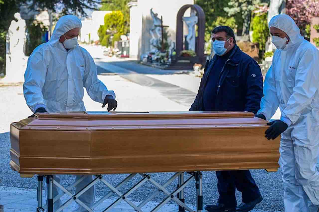 Coronavirus, il sindaco Sala Bertolaso mi ha spiegato i problemi dell'ospedale in Fiera (Getty) - meteoweek.com