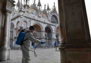 Coronavirus, per Zaia anche il Veneto verso il blocco totale (Getty) - meteoweek.com