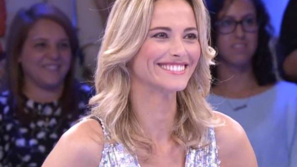 Francesca Fialdini senza un filo di trucco: la giornalista è irriconoscibile [FOTO]