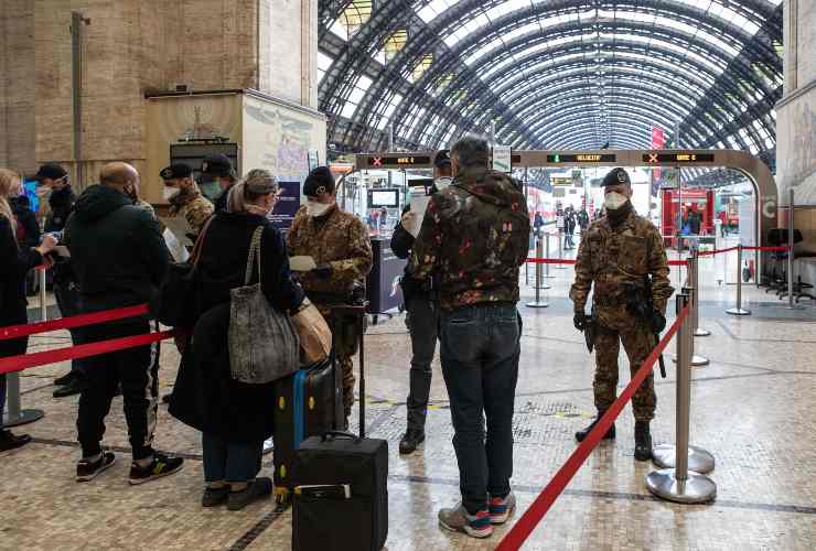 coronavirus Milano esercito strade