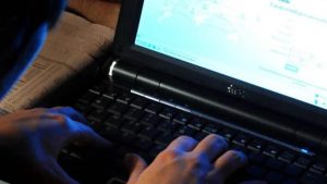 truffa online coronavirus anziana