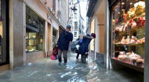 acqua alta a venezia 102 ventimetri